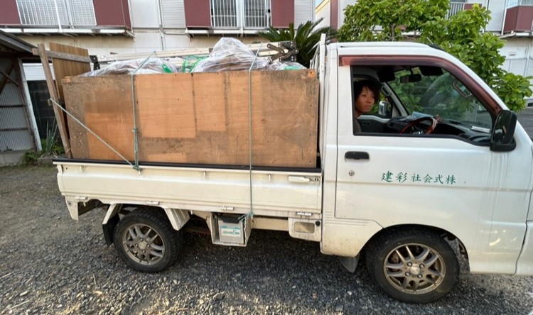 事業内容　廃品回収